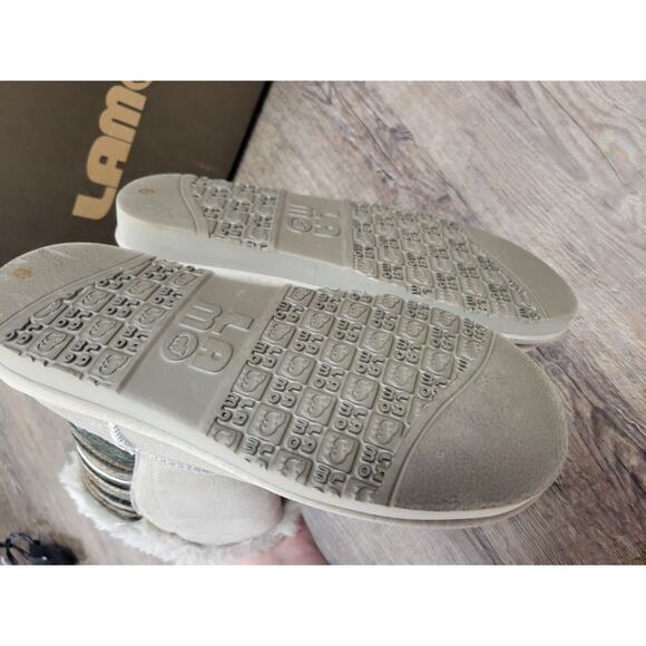 Lamo Water and Stain Resistant Suede Boots Willow Dove Size 6 Gray - Picture 4 of 9